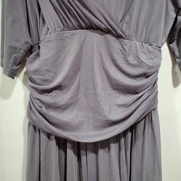 Kiyonna Women Essential Stretch Gray Mesh Overlay Ruched Draped Midi Dress Sz 1X - Picture 4 of 16